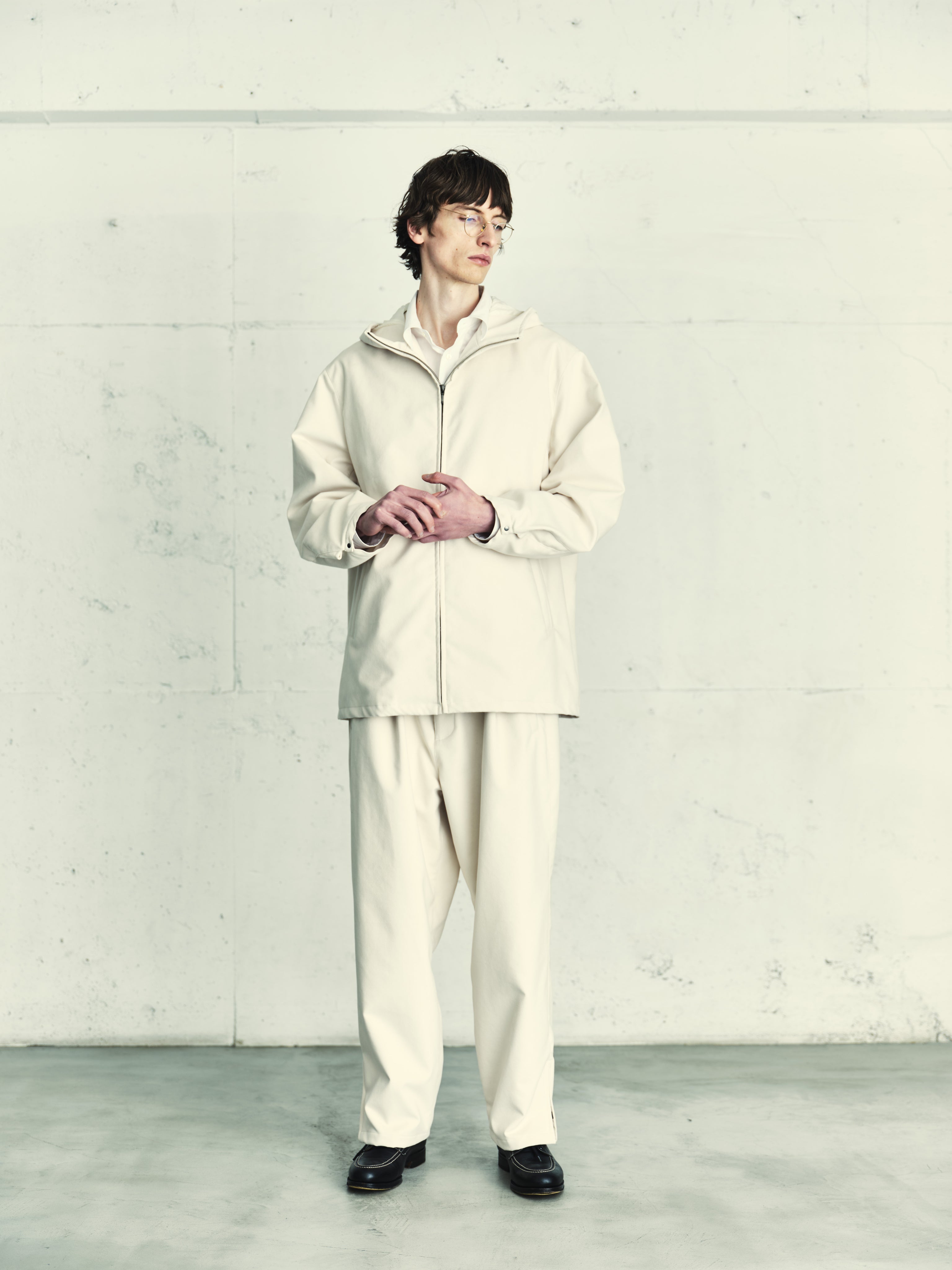 Microfiber leather - Patrick (Milky white)