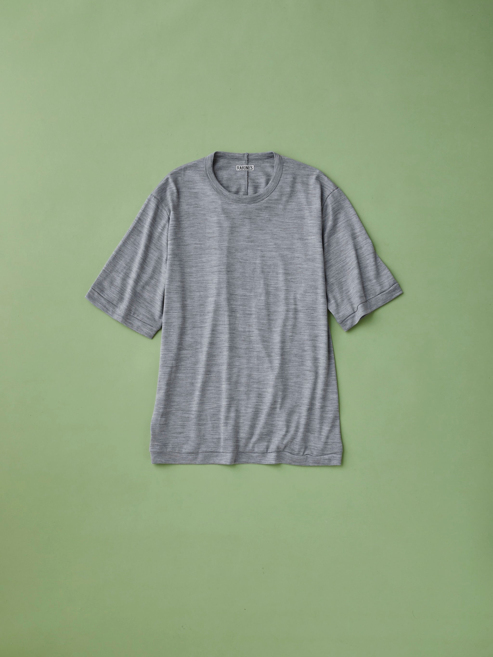 グレーのメンズのウールTシャツ